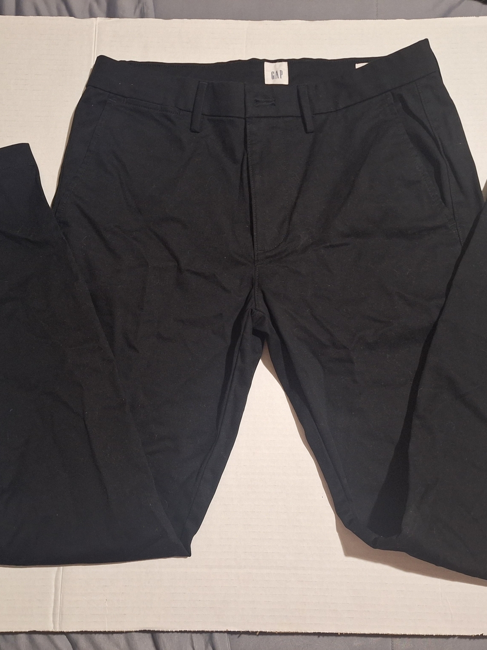 GAP Men’s Black Straight-Leg Chinos